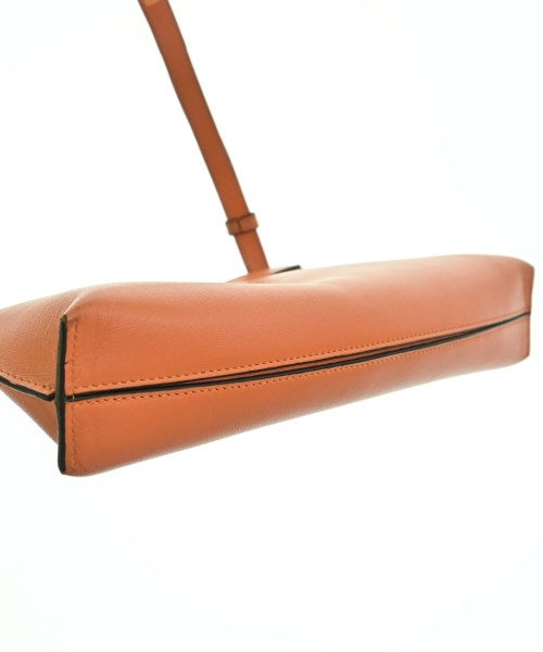 LOEWE 肩背包