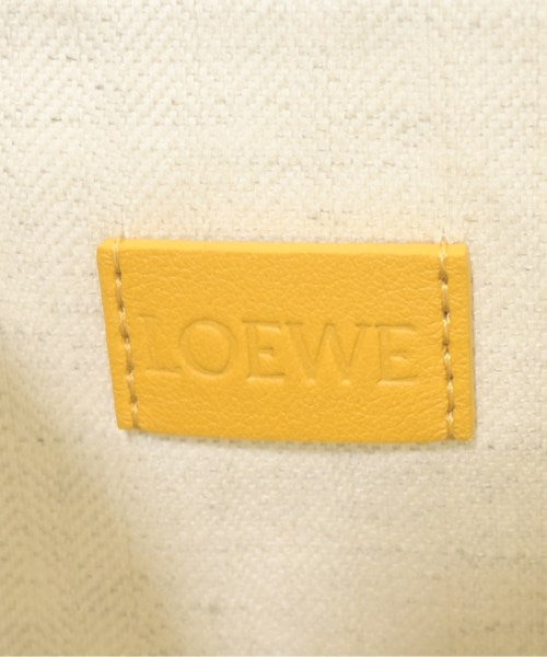 LOEWE 手拿包