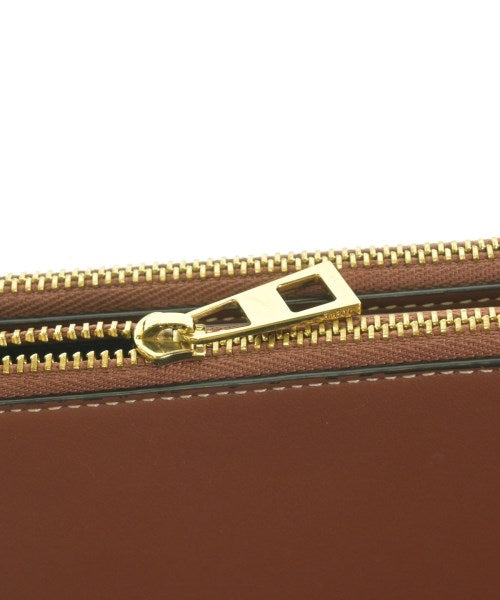 LOEWE 肩背包