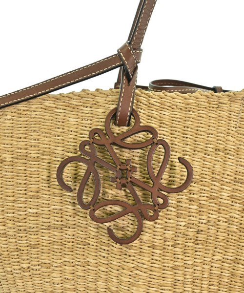 LOEWE 籃包