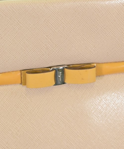 Salvatore Ferragamo 肩背包