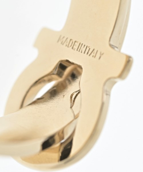 Salvatore Ferragamo 其他/商品