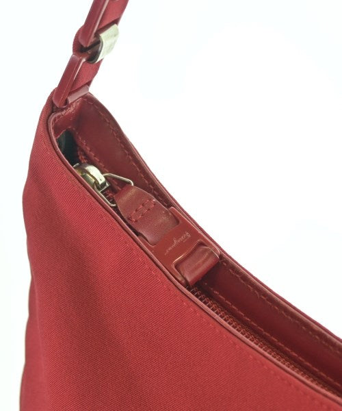 Salvatore Ferragamo 肩背包
