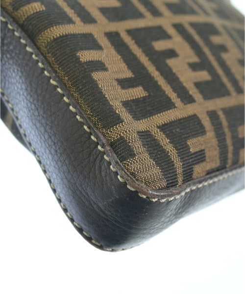 FENDI 肩背包