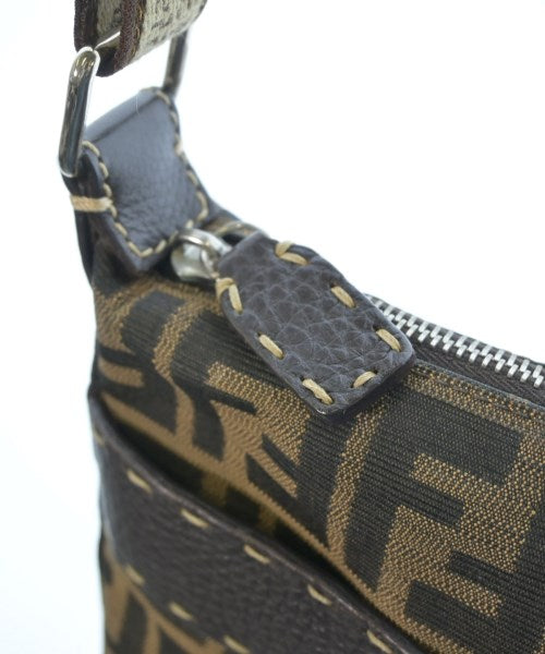 FENDI 肩背包