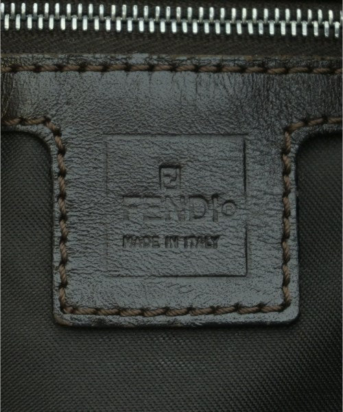 FENDI 肩背包