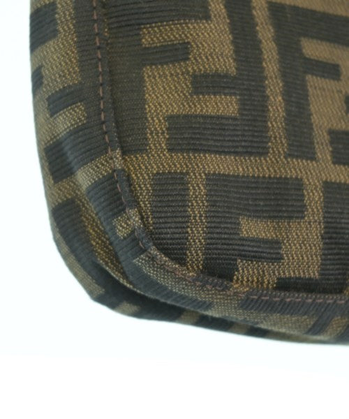 FENDI 肩背包