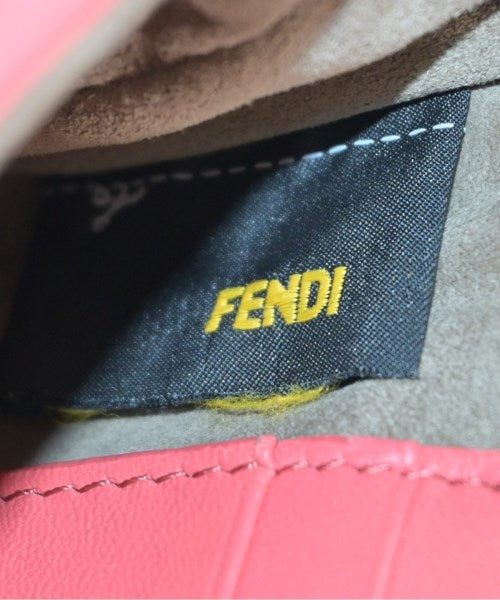 FENDI 肩背包