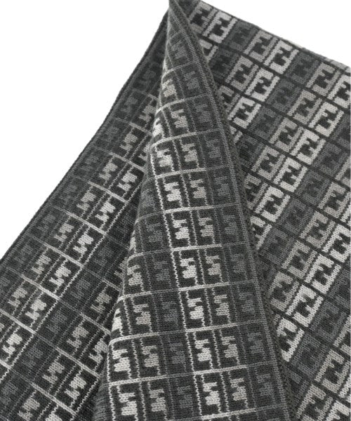 FENDI 冬季圍巾