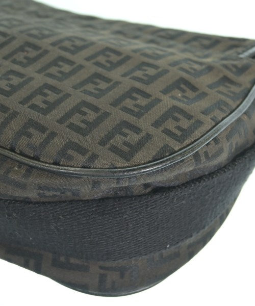 FENDI 肩背包