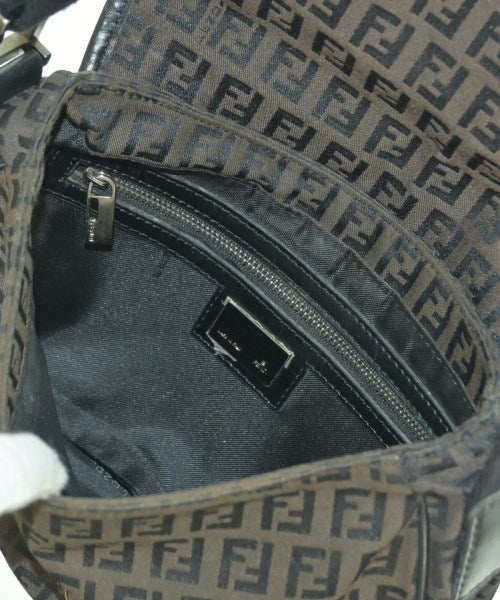 FENDI 肩背包