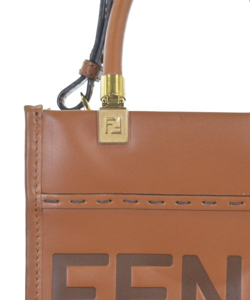 FENDI 肩背包
