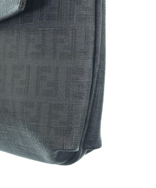 FENDI 肩背包