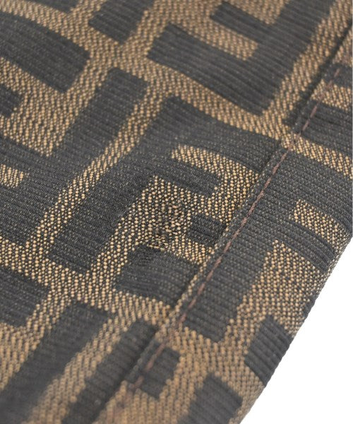 FENDI 肩背包