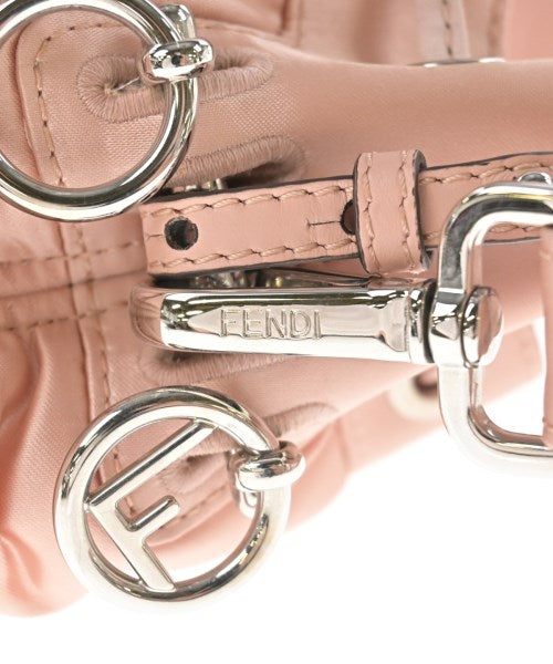 FENDI 肩背包