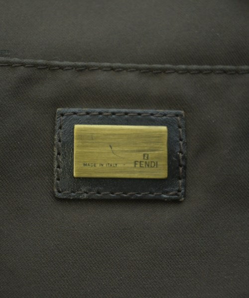 FENDI 肩背包
