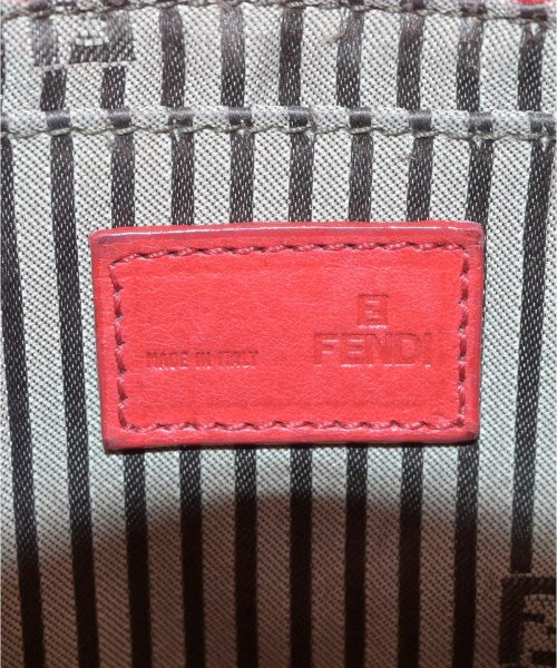 FENDI 肩背包