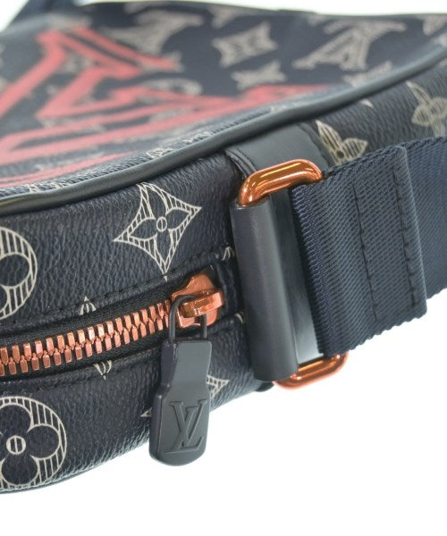 LOUIS VUITTON 肩背包