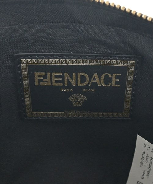 FENDI 肩背包
