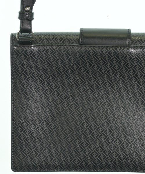 FENDI 肩背包