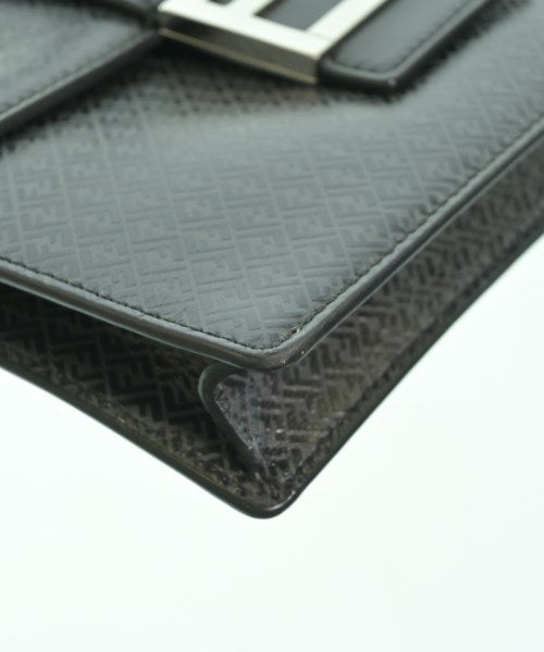 FENDI 肩背包
