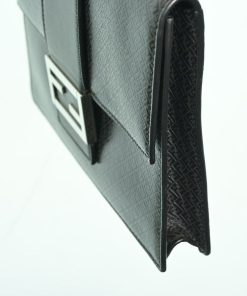 FENDI 肩背包