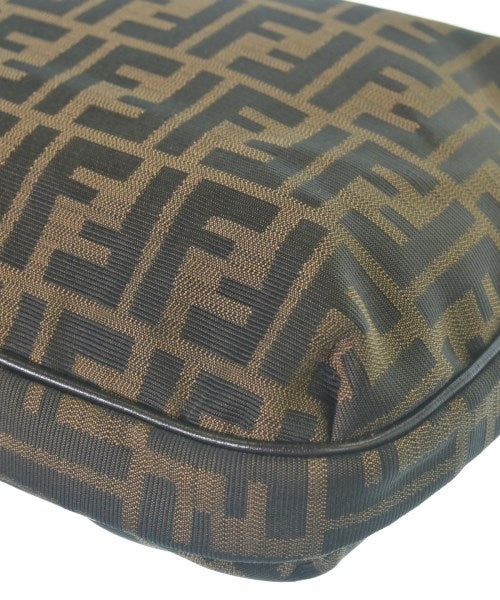 FENDI 肩背包
