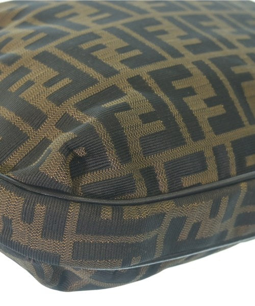 FENDI 肩背包