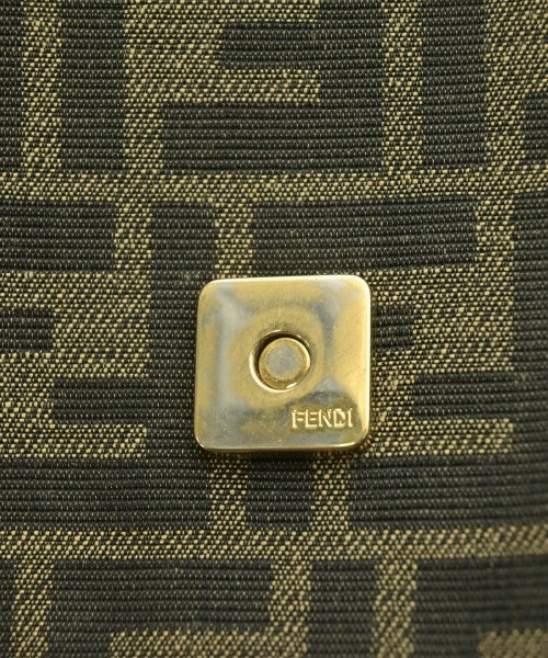 FENDI 肩背包