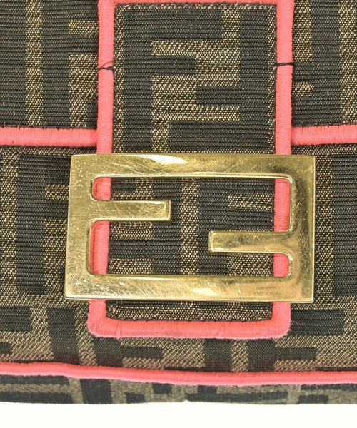 FENDI 肩背包