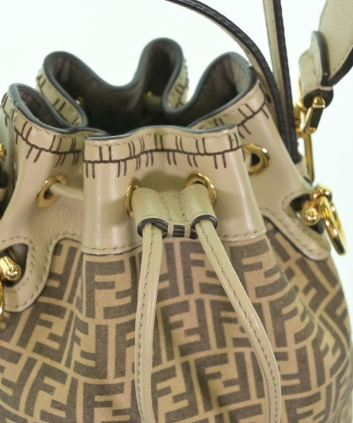 FENDI 肩背包