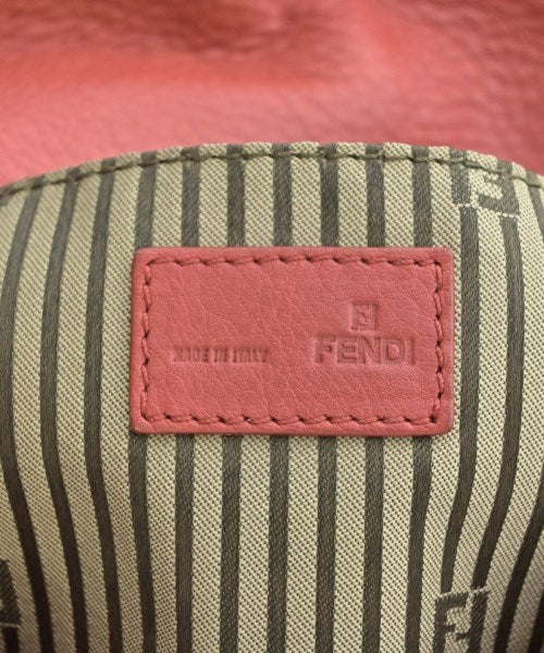 FENDI 肩背包