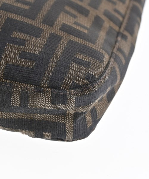 FENDI 肩背包
