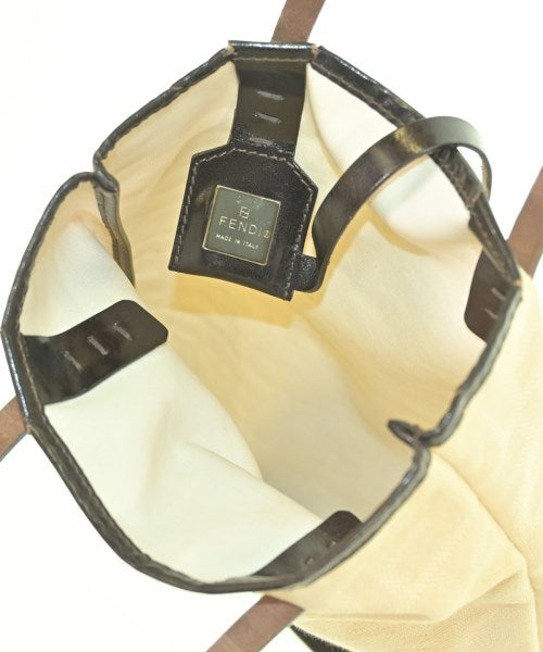 FENDI 肩背包
