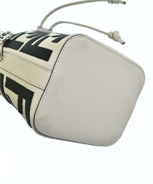 FENDI 肩背包