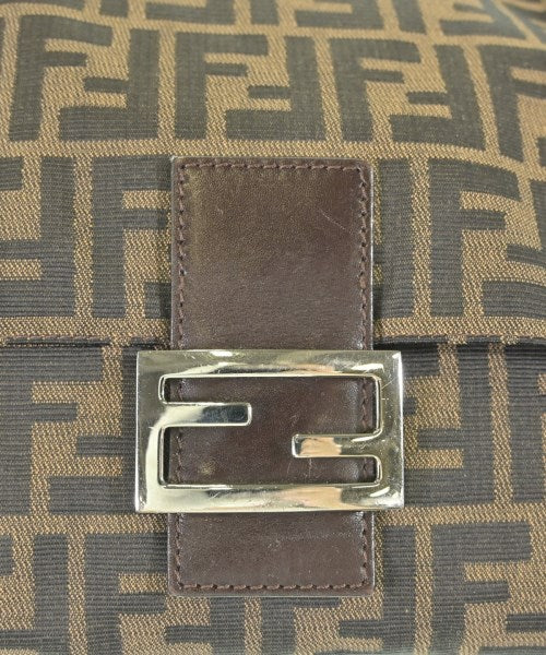FENDI 肩背包