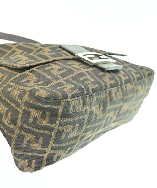 FENDI 肩背包