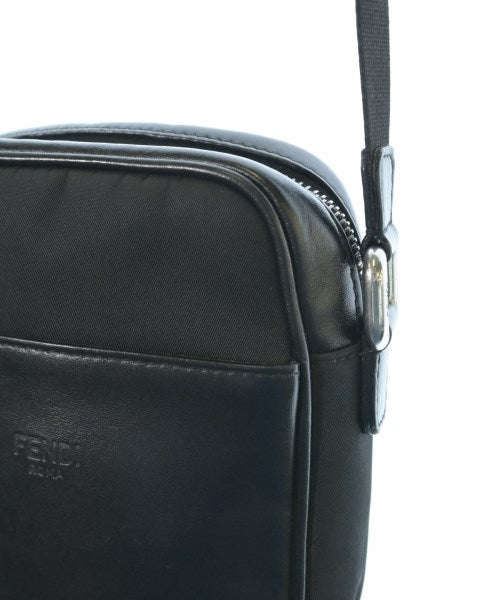 FENDI 肩背包