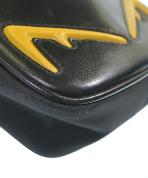 FENDI 肩背包