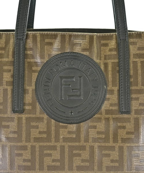 FENDI 肩背包