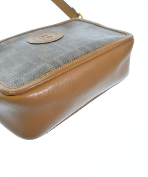 FENDI 肩背包