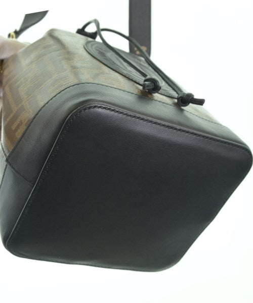 FENDI 肩背包