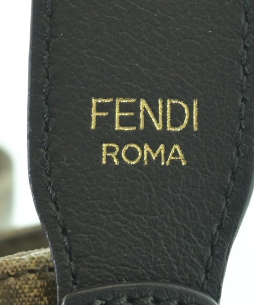 FENDI 肩背包