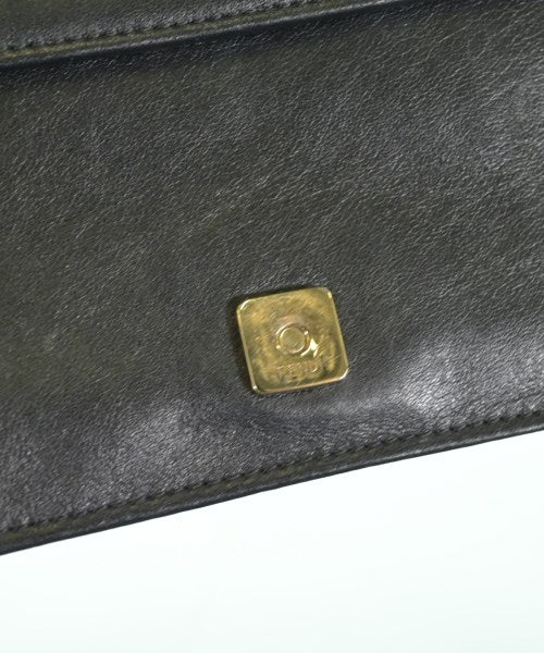 FENDI 肩背包