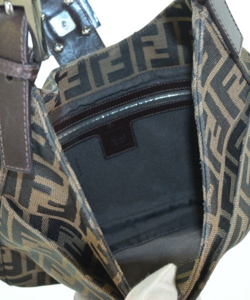 FENDI 肩背包