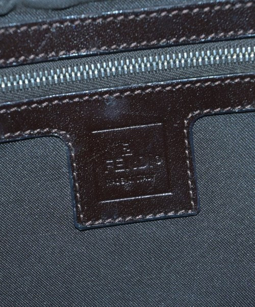 FENDI 肩背包