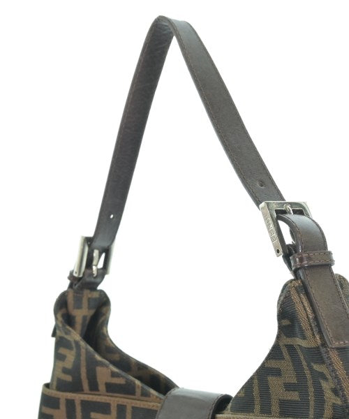FENDI 肩背包