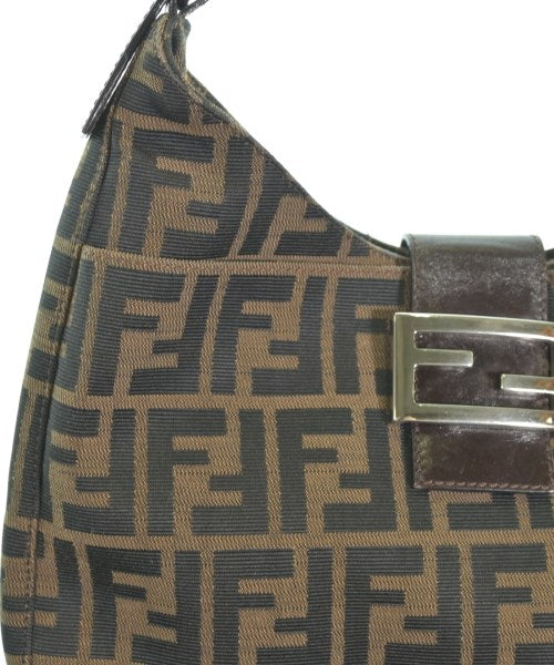FENDI 肩背包