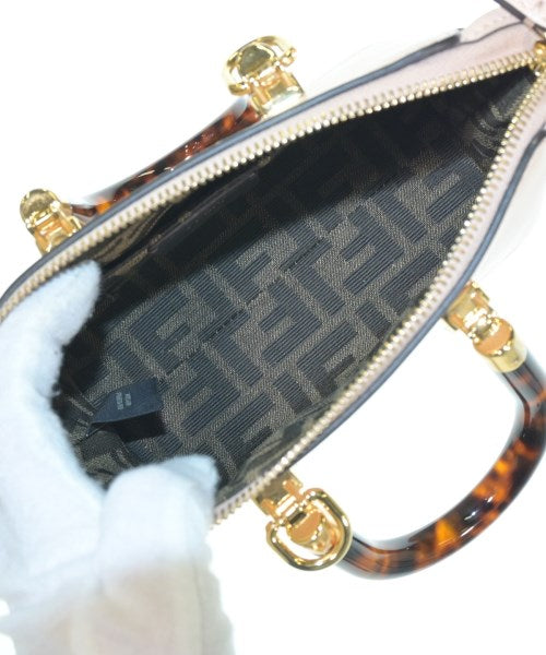 FENDI 肩背包