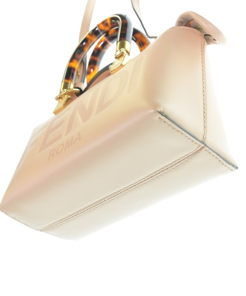 FENDI 肩背包